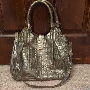 Brahman Silver Shoulder Bag with Sleek Design